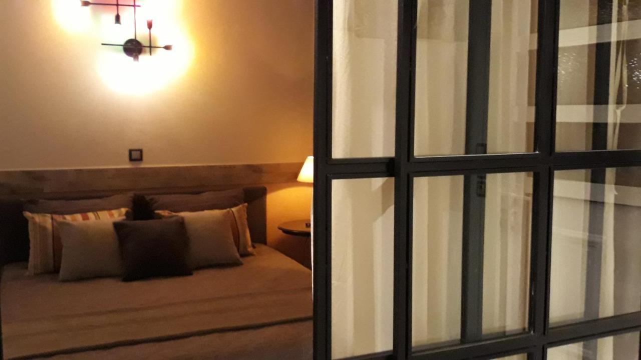 Amazing Semi-Basement Art Apartment Easy Walk To Nafplio Centre Eksteriør billede